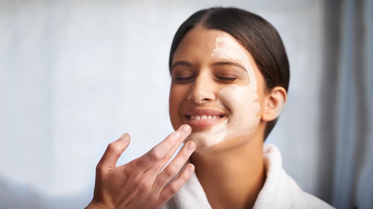 Why Is Besan Essential For Your Skin? Explore Its Benefits 