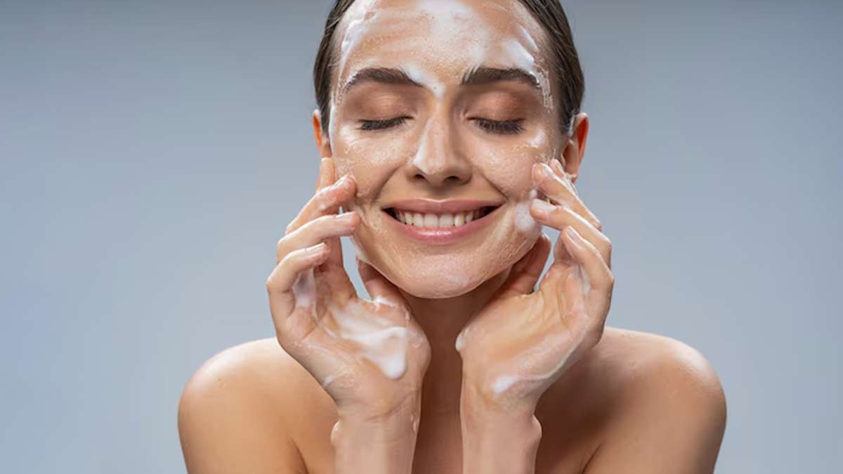 how to choose correct face wash for skin 