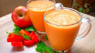 एक्ने कम करने में बेहद फायदेमंद है पपीते और सेब का जूस, एक्सपर्ट से जानें रेसिपी  