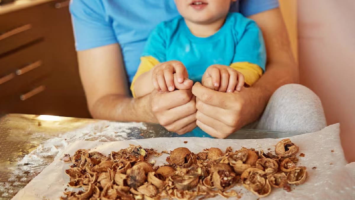 Walnuts For Brain Health: How Many Can A Child Eat In A Day? | OnlyMyHealth