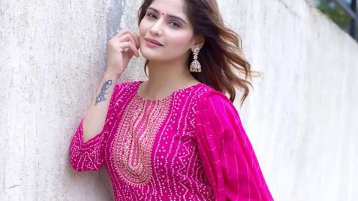 शादी के बाद एक्ट्रेस आरती सिंह ने इस तरह घटाया वजन, जानें उनकी वेट लॉस जर्नी