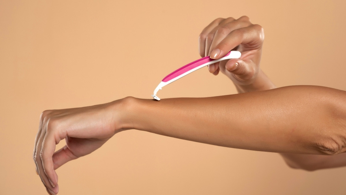 Say Goodbye to Razor Bumps: Effective Home Remedies For Post-Shaving Irritation
