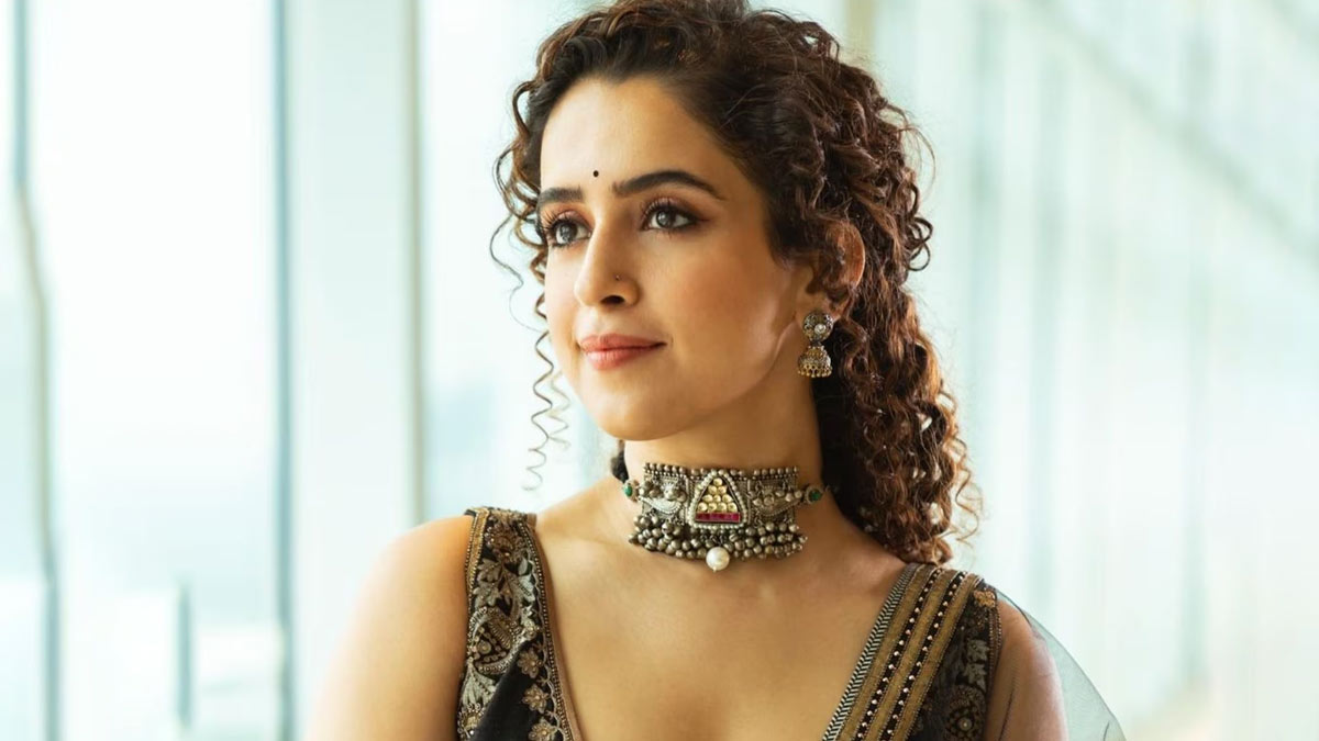 Sanya Malhotra Adds Tennis To Her Current Workout Routine; Here’s How It Benefits Your Health