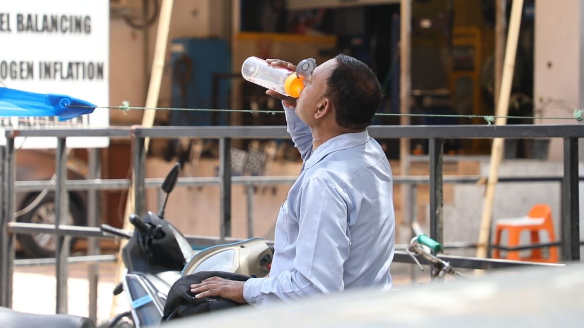 Delhi Reports First Heat Stroke Casualty: Here Are Its Symptoms, Consequences, and Treatment