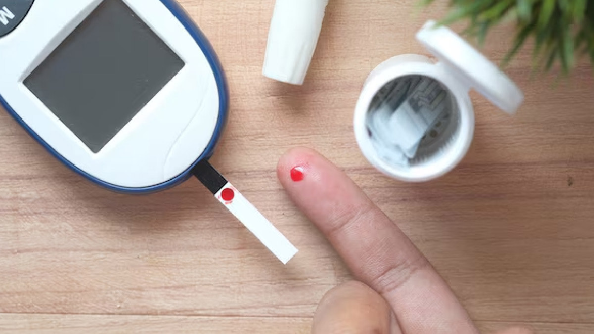 How To Manage Diabetes During Summer In Hindi
