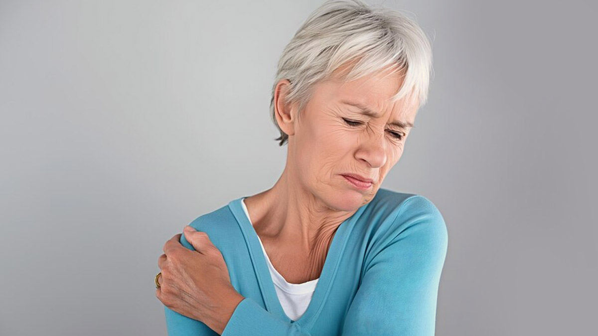 Frozen Shoulders These Easy Exercises Can Help You Ease The Stiffness