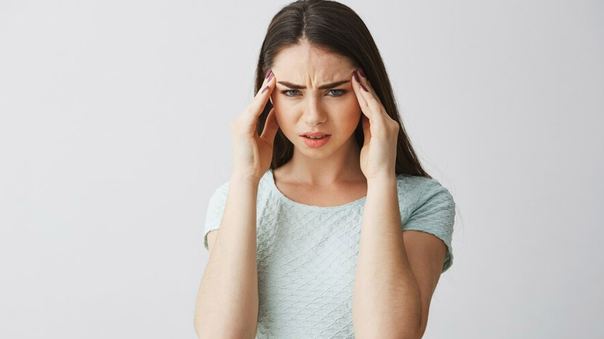 सिरदर्द से राहत पाने के लिए जरूर फॉलो करें ये 10 टिप्स, जानें डॉक्टर से 