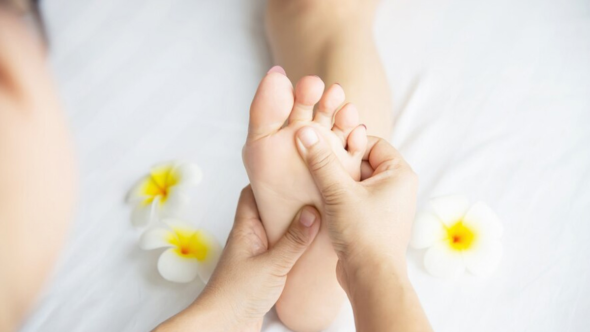 Power Of Foot Reflexology: 8 Key Pressure Points For Enhanced Wellness