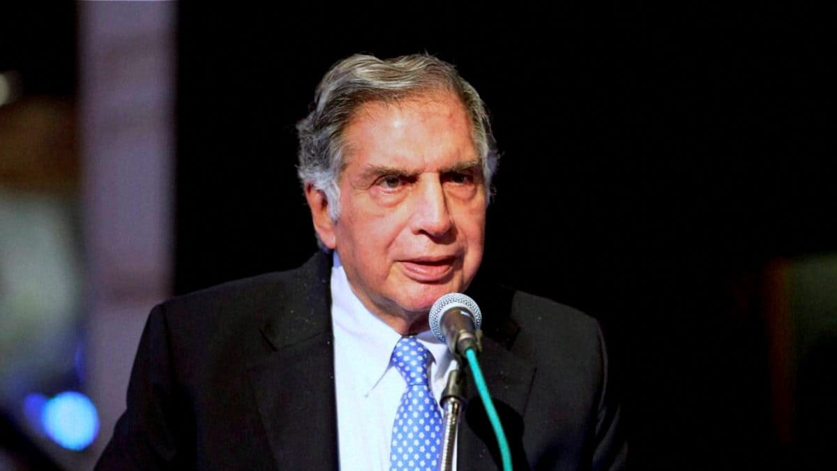 Ratan Tata: उद्योगपति रतन टाटा का 86 साल की उम्र में निधन, देश में शोक की लहर