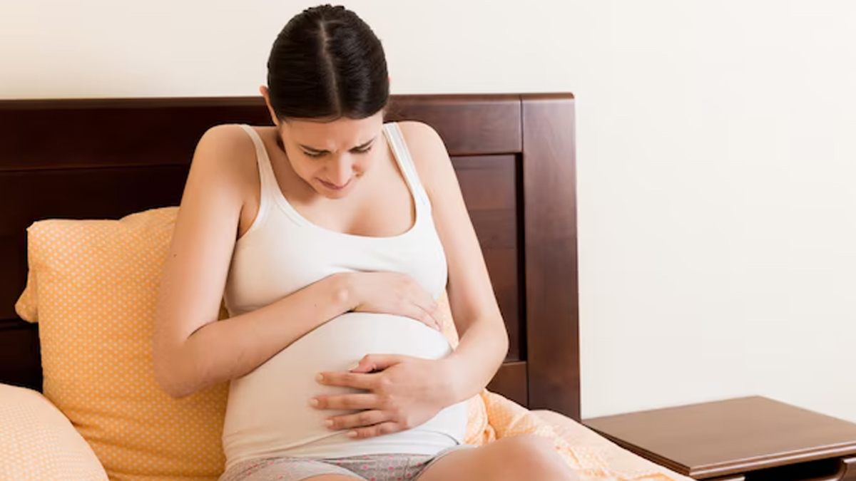 What Happens If Amniotic Fluid Leak In Second Trimester