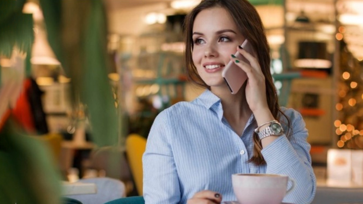 Can-carrying-phone-in-bra-cause-breast-cancer-inside