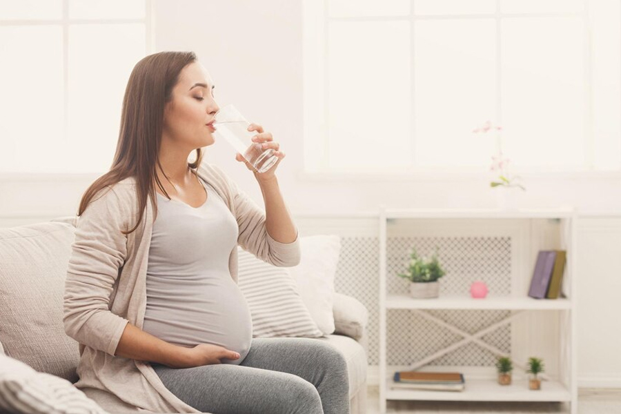 Headaches During Pregnancy Expert Explains Their Causes And When You