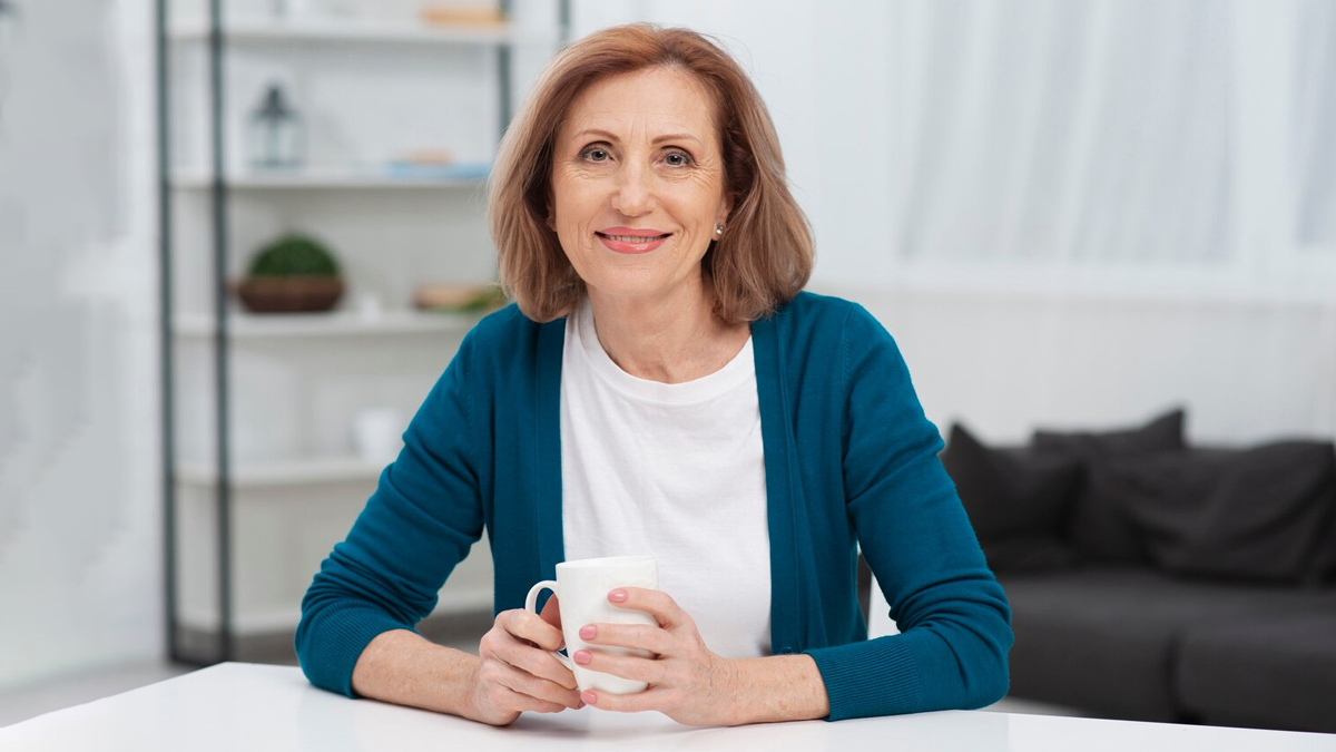 Is It Safe To Have Unprotected Sex After Menopause Know From Doctor In Hindi