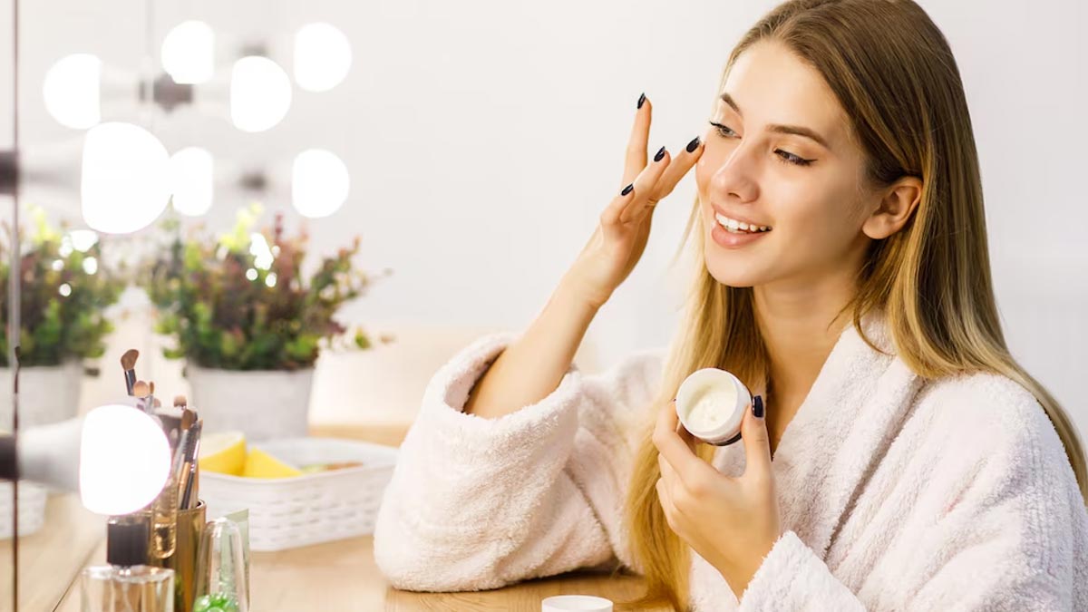 New To Skincare? Here Are The Right Steps To Layer Your Skincare Products