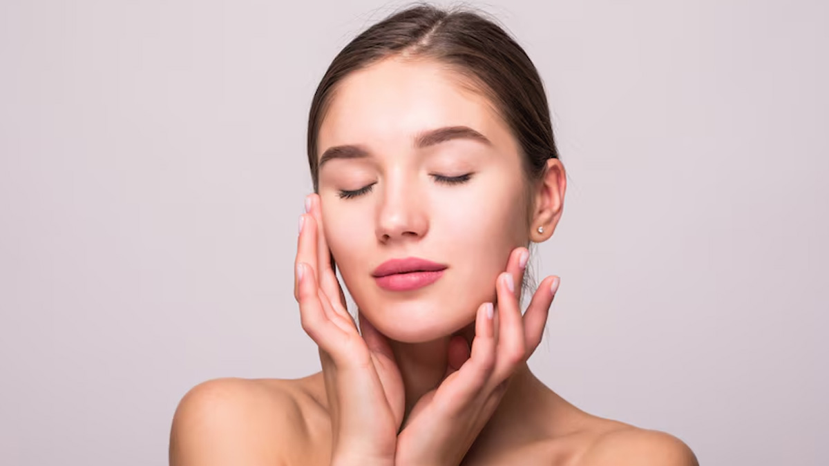 DIY: Mixture Of Flax Seeds, Rice, Almonds, And More For Glowing Skin