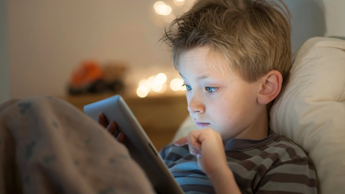 Too Much Screen Time Can Make Your Kid Struggle With Language, Says Study