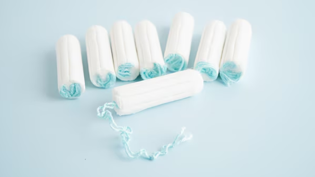 Myths-about-tampons-in2