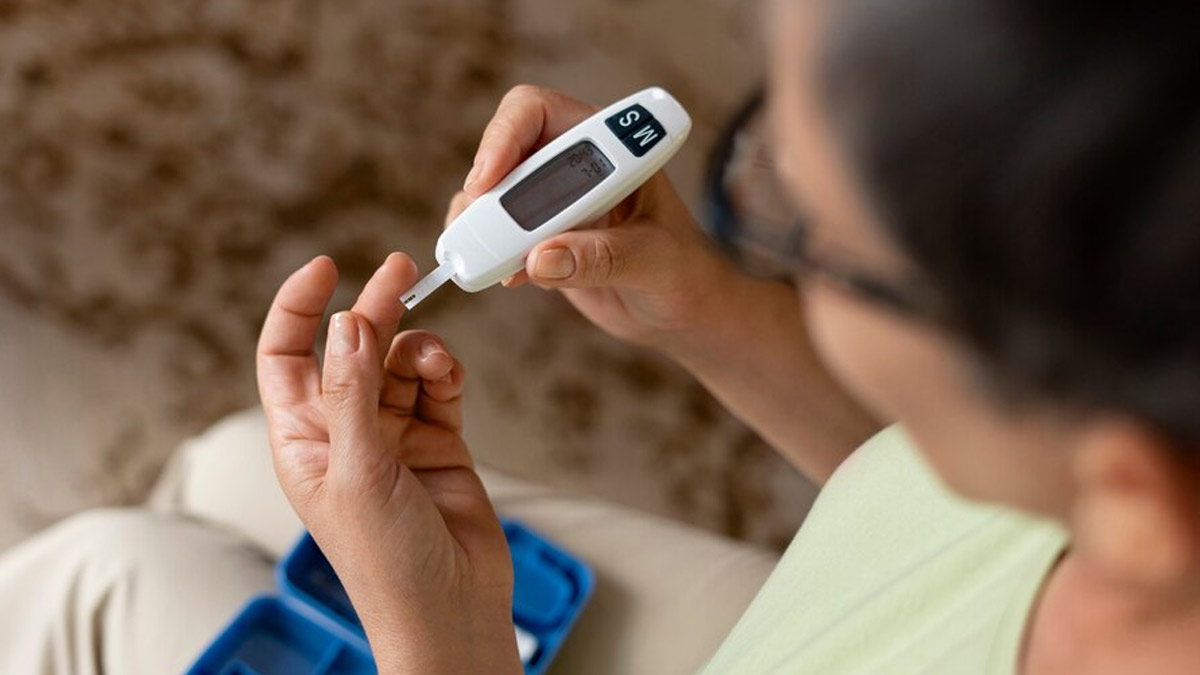 Why The Middle And Ring Fingers Are Ideal For Blood Sugar Testing ...