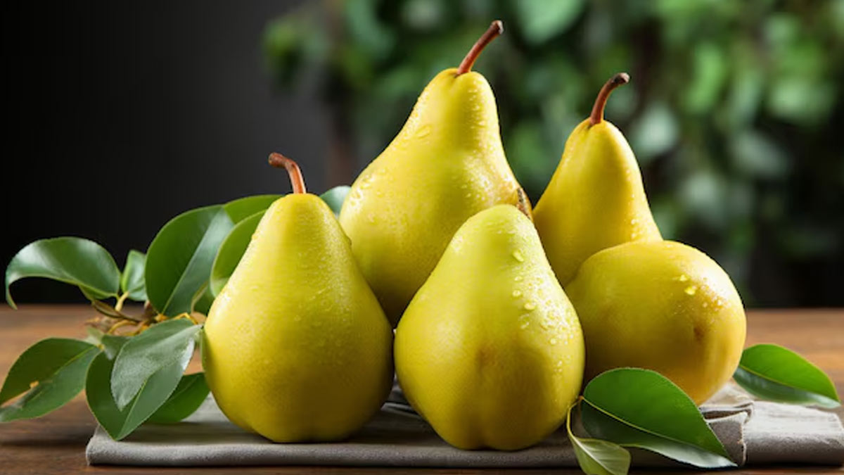 From Weight Management To Bone Health, Here’s How Pears Can Benefit Your Overall Health