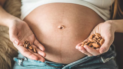 क्या प्रेग्नेंसी में नट्स खाने से श‍िशु को हो सकती है एलर्जी? एक्‍सपर्ट से जानें खाएं या नहीं 