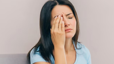 उमस की वजह से आंखों में हो सकती है थकान, बचाव के लिए अपनाएं ये 7 टिप्स