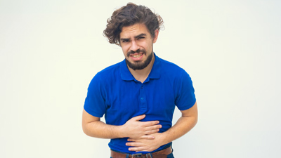 पेट की गंभीर बीमारी एसिड रिफ्लक्स होने पर नजर आते हैं ये 5 लक्षण, राहत पाने के लिए खाएं ये 10 फूड्स 