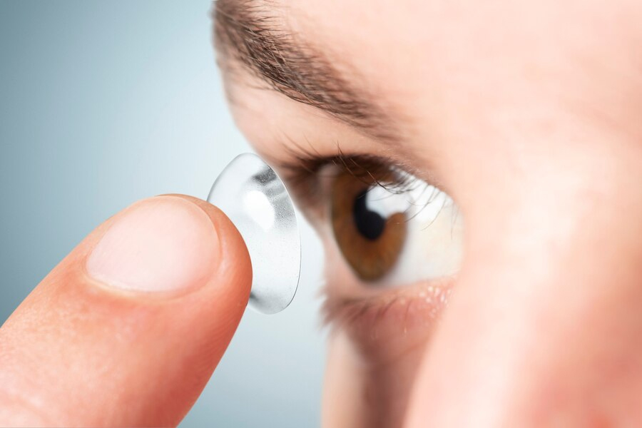 Contact-lens3