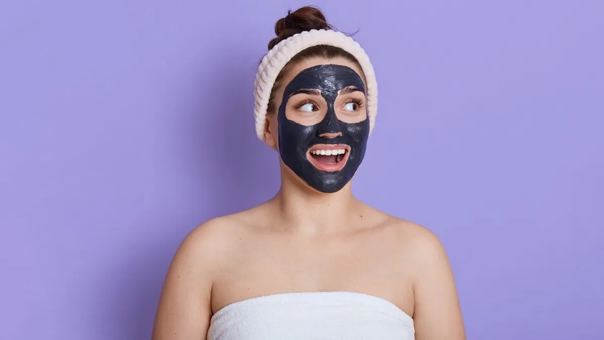 Instagram Leads or Misleads? Can Charcoal Stripes Really Help You Get Rid of Deep-Rooted Blackheads? Dermatologist Explains