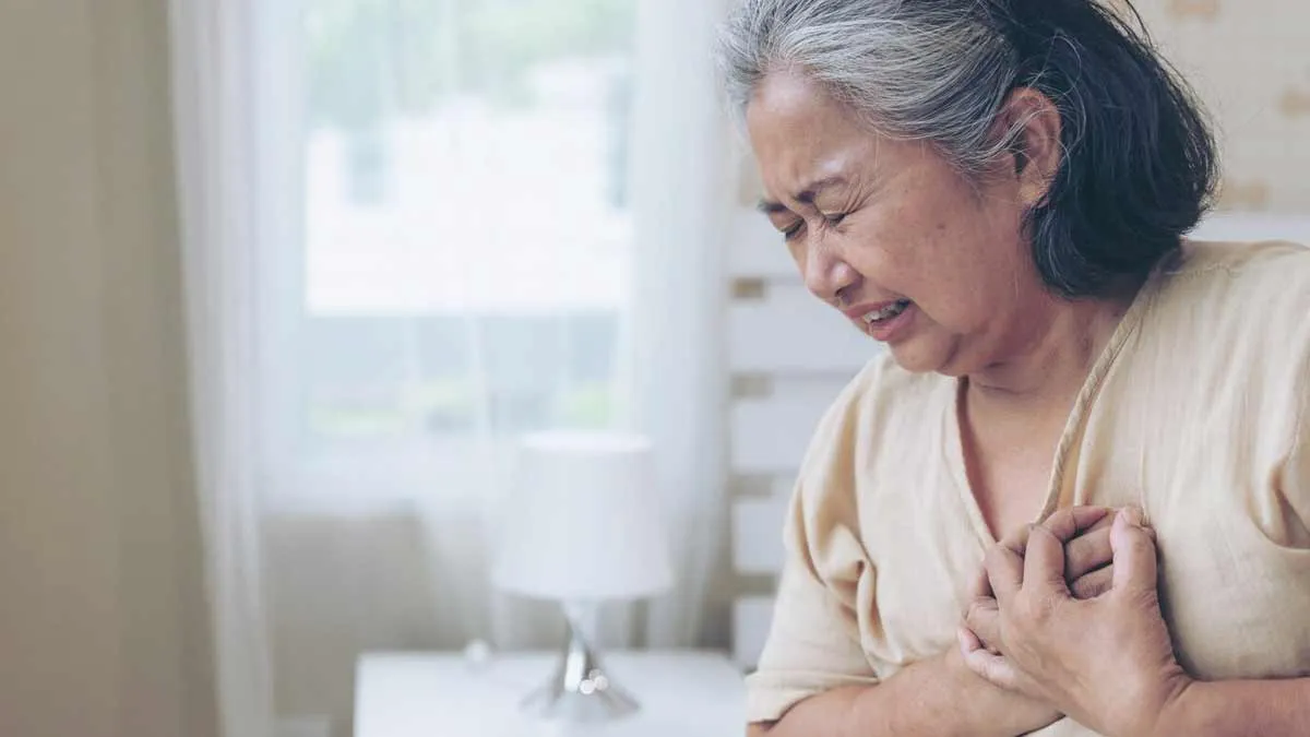 Chest Pain, Breathlessness, And More: Here's How To Spot And Treat Pericarditis Early