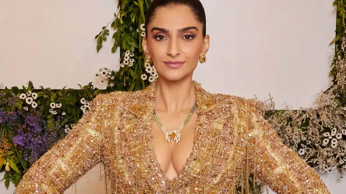 Sonam Kapoor Questions Letting Kids Fight Fevers Naturally – Here’s What Experts Say