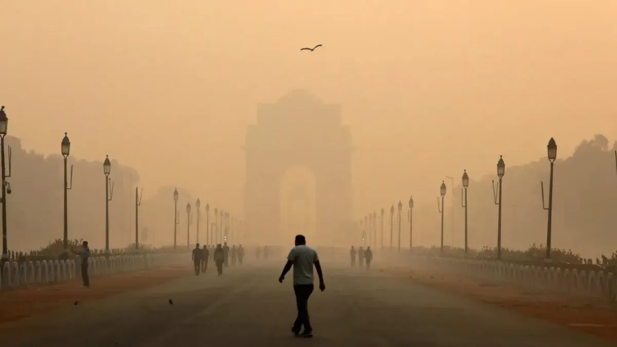 Delhi Slumps Under Poor Air Quality; Schools Shift Online Amid Health Crisis