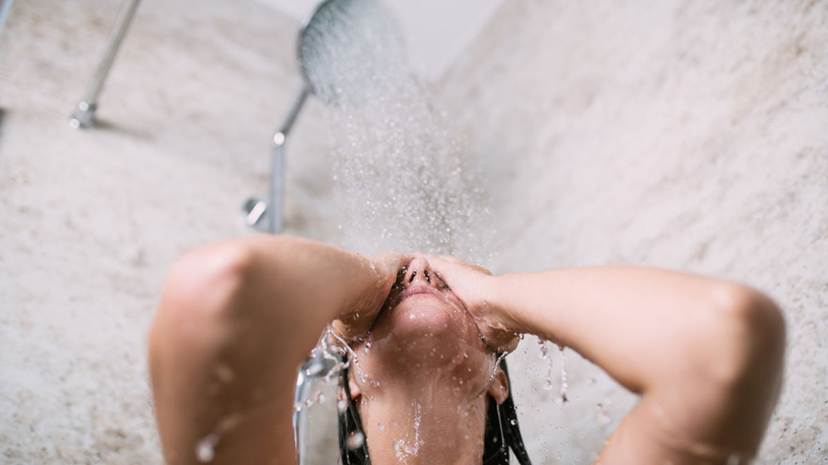 Winter Skincare Woes: Are Hot Showers Secretly Sabotaging Your Skin?