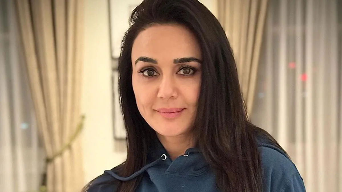Preity Zinta Beats Jet Lag and Stiffness with Hot Pilates: What Is Hot Pilates?