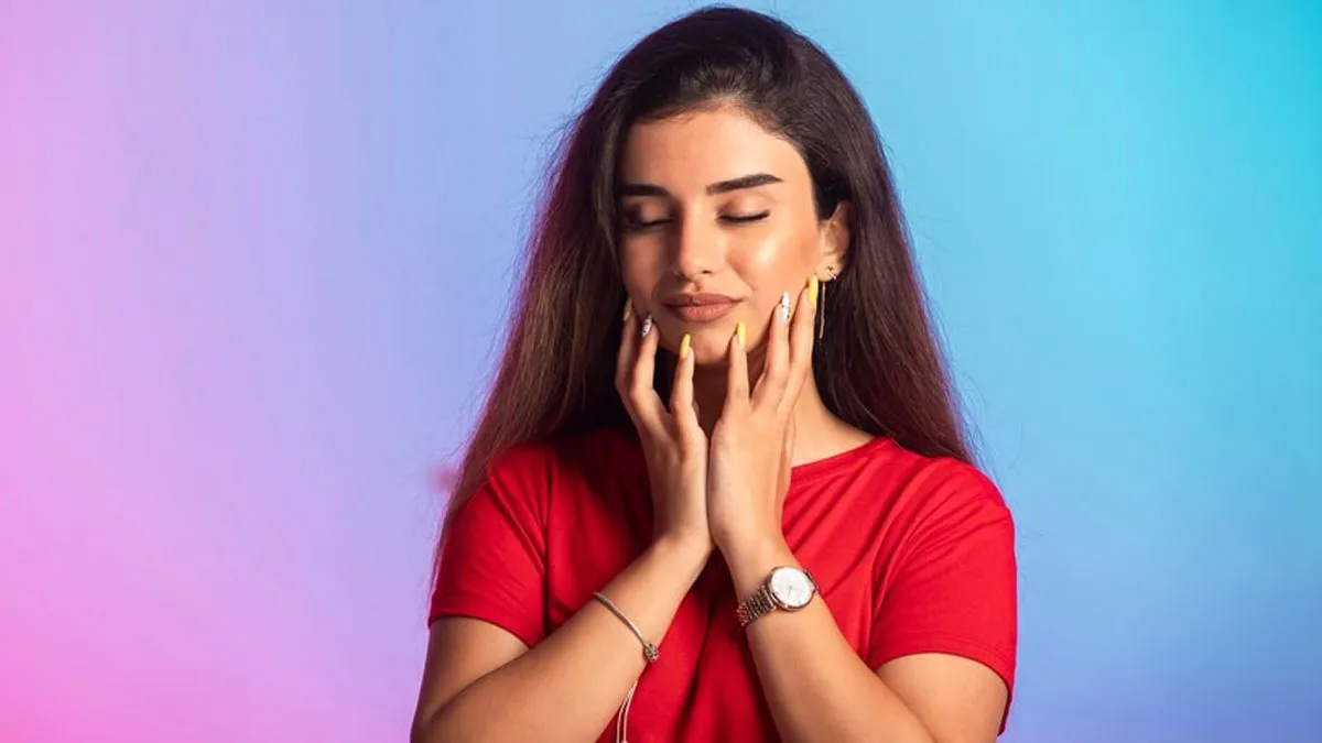 Everyone Goes Through Hormonal Changes, But Why Don’t Some People Get Hormonal Acne?
