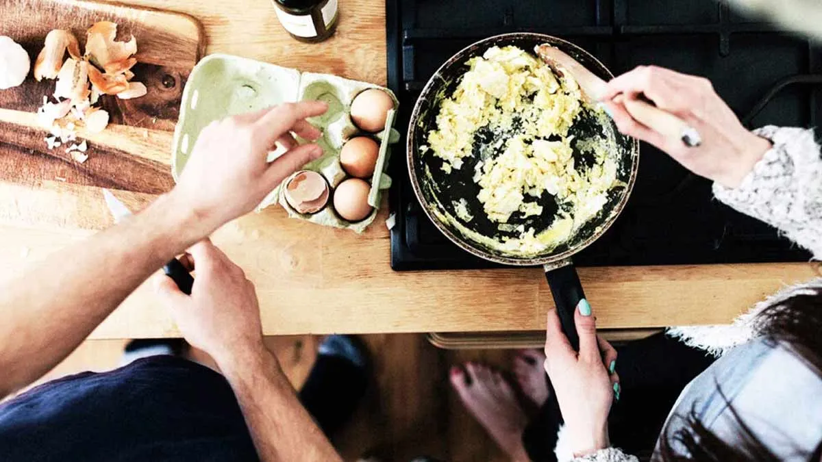 Eating Breakfast Later Lowers Blood Sugar Spikes In Type 2 Diabetes Patients: Research
