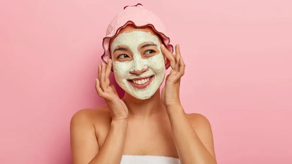 Want To Balance Your Skin’s Natural Oils? Try These Home Made Face Packs