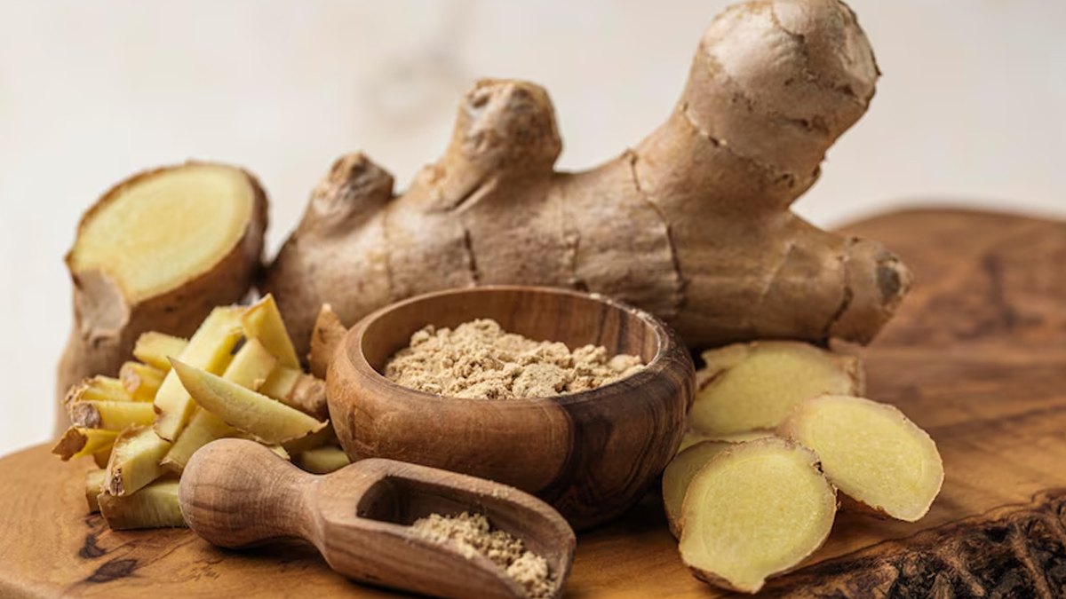 4-turmeric-ginger-shots