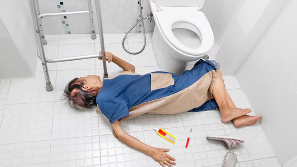 heart-attack-in-washroom