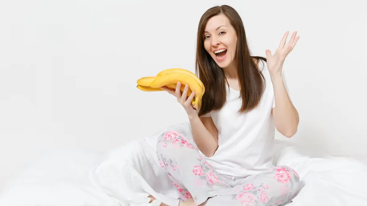 Can Eating Bananas Before Bed Improve Your Sleep? Or Disrupt It?