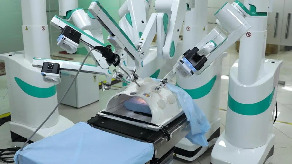 Maharashtra Receives Its First Made-in-India Surgical Robot; Here’s Everything To Know About It