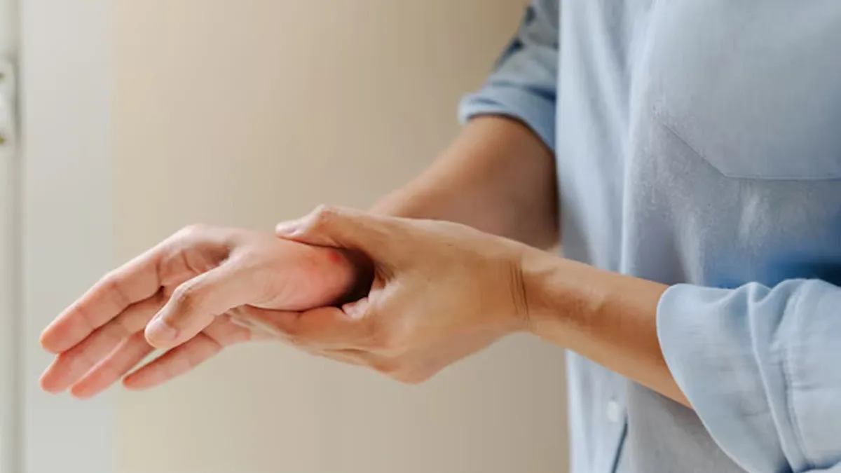 3 Ways To Treat Carpal Tunnel Syndrome Without Surgery
