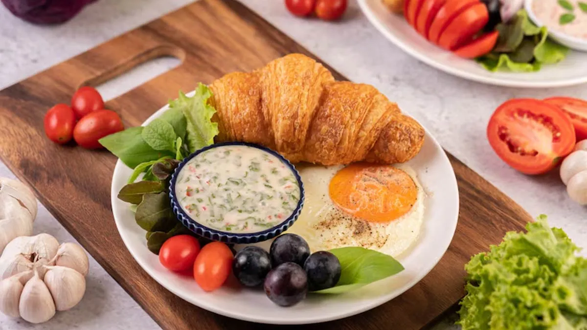 What Not To Eat For Breakfast: 5 Foods That Do More Harm Than Good