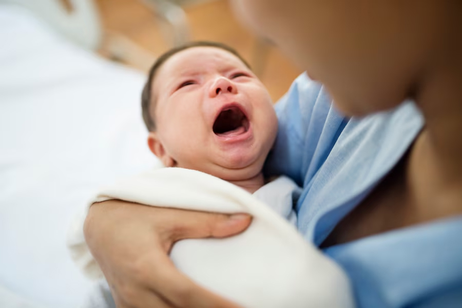 colic-in-babies-in-winter