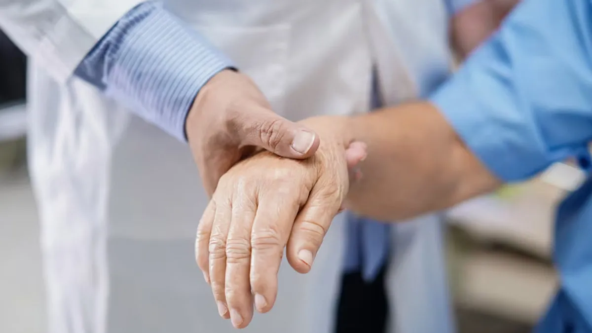 Hand Tremors Aren't The Only Symptoms Of Parkinson's Disease: Here Are Other Signs To Watch Out For