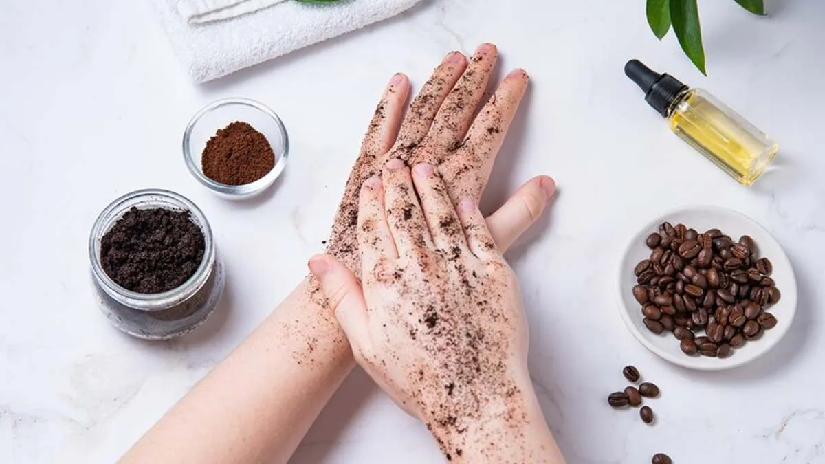Glow Naturally: DIY Body Polishing With Coffee And Essential Oils