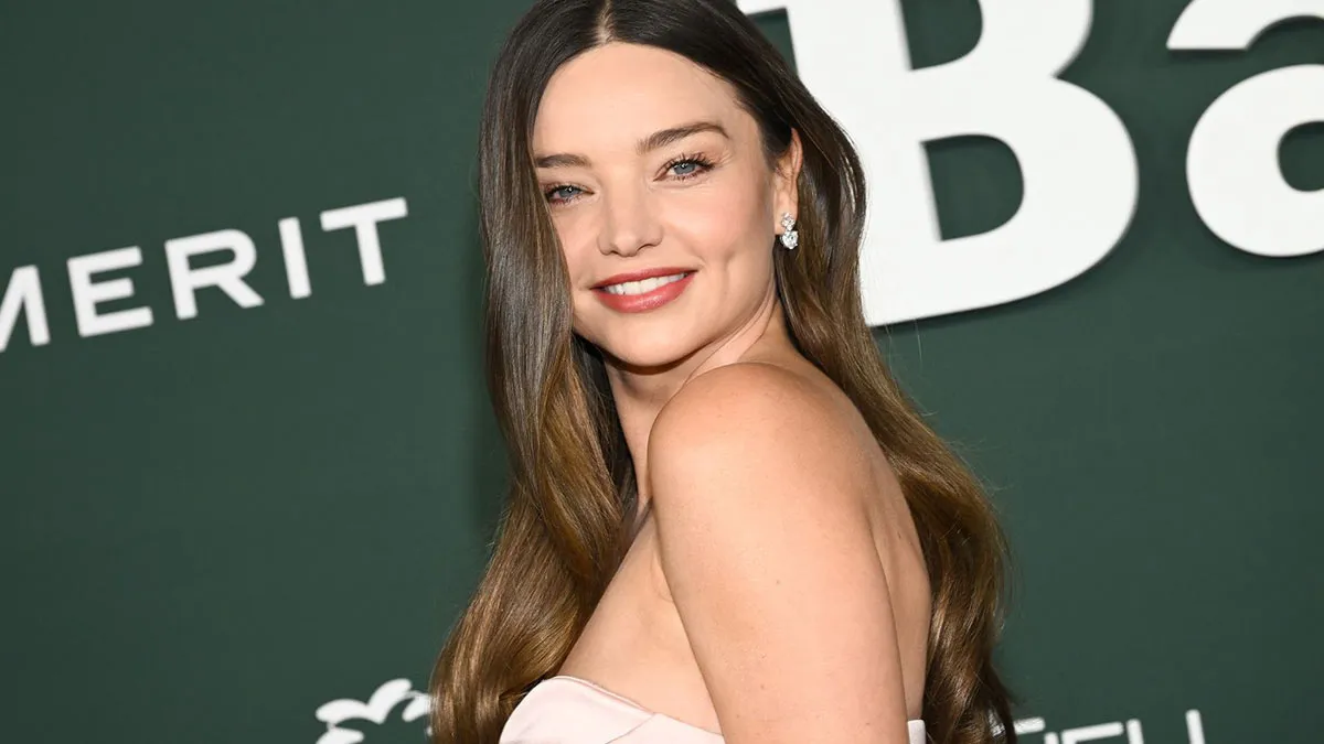 Supermodel Miranda Kerr Reveals Diet Secrets For Fit Body At 41