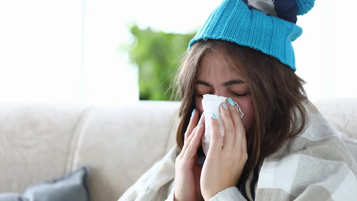 Home Remedies: Tulsi, honey and black pepper mixture for cold and cough