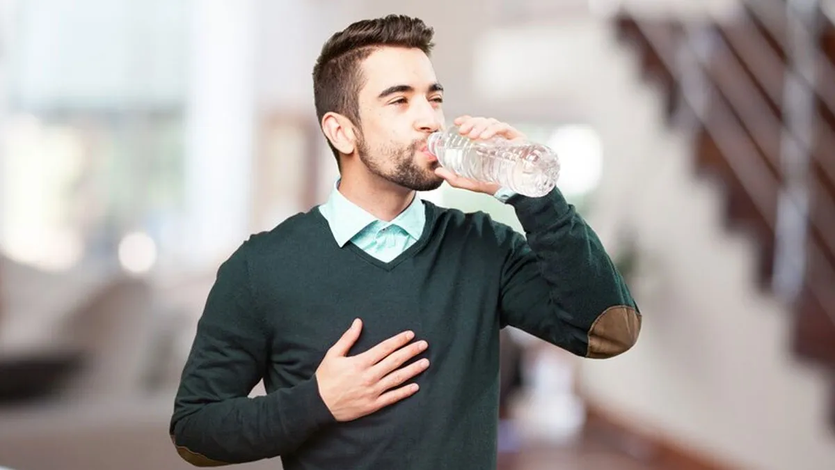 How Much Water Should You Drink In A Day To Pass Kidney Stones Naturally?