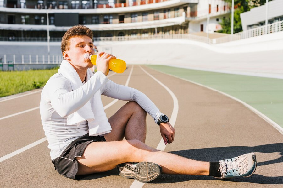 hydrating-during-running