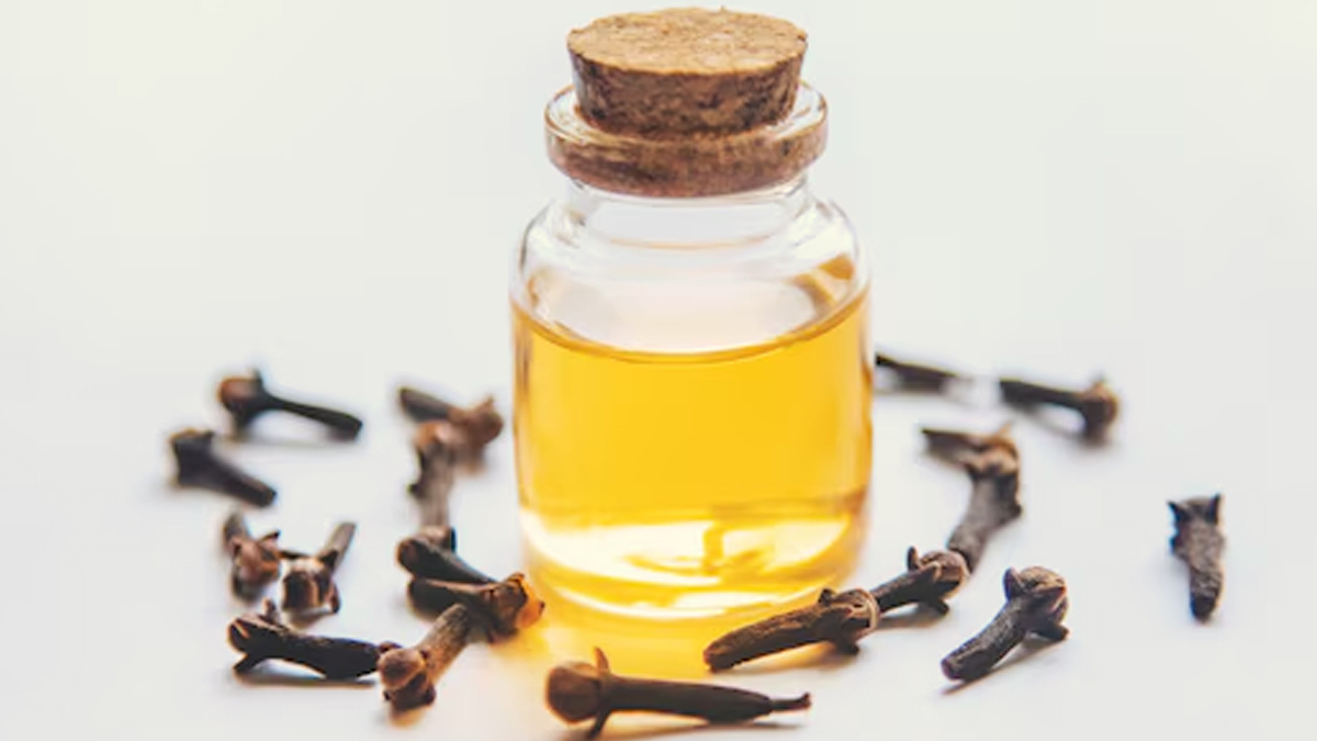 Clove-Essential-Oil